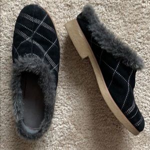 Barely worn Aerosoles clog